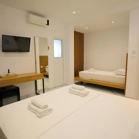 Golden Oak 3*