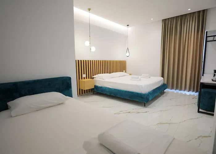 Hotel Golden Oak 3*
