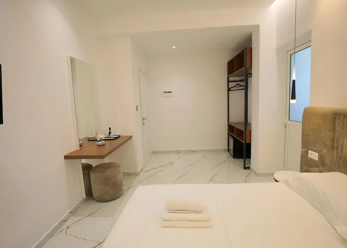 Hotel Golden Oak Ksamil