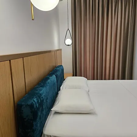 Golden Oak 3* Ksamil