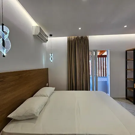 Golden Oak 3* Ksamil