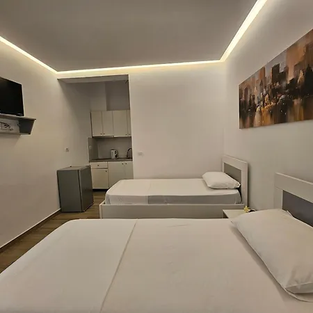 Golden Oak 3* Ksamil
