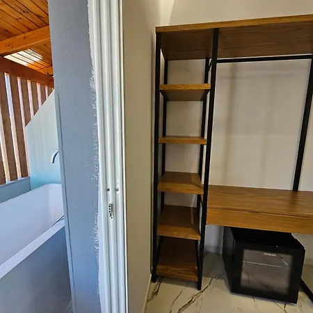 Hotel Golden Oak 3*