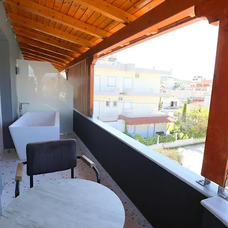 Golden Oak Szálloda