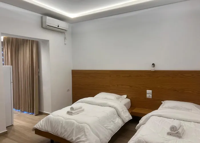 Golden Oak Ksamil